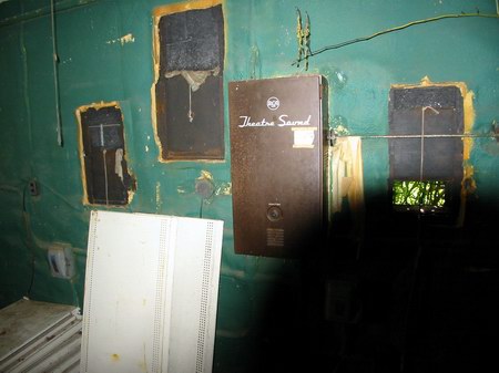 Burnside Drive-In Theatre - Sound Panel - Photo From Water Winter Wonderland (newer photo)